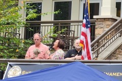 Spalding-Golf-Sheriff-Dix-Hand-over-heart