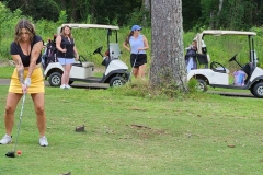 Lady-golfer-with-tattoos-750