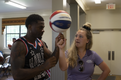 girl-with-globetrotter-spinning-ball