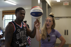 girl-with-globetrotter-spinning-ball_1